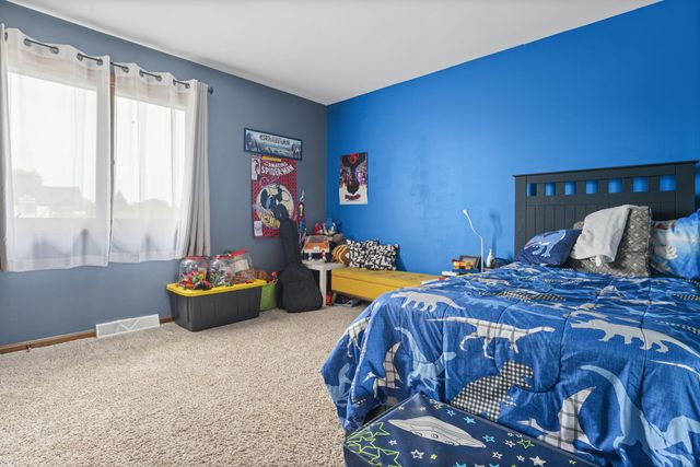 9807 Ivy Lane, Munster, IN 46321