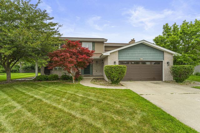 9807 Ivy Lane, Munster, IN 46321