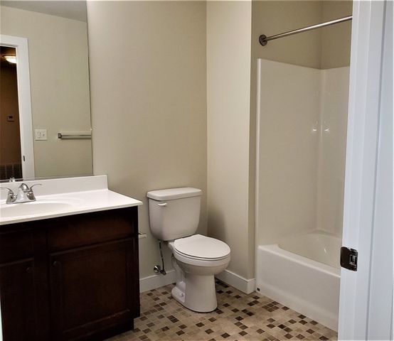 20 Pond Street 205, Braintree, MA 02184