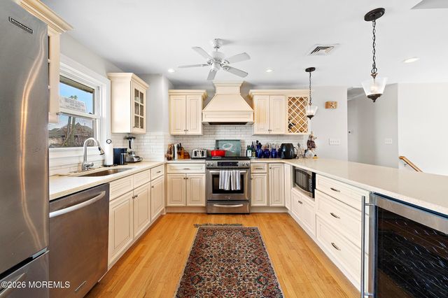 1 Elizabeth Place, Monmouth Beach, NJ 07750