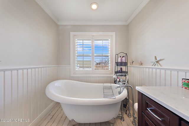 1 Elizabeth Place, Monmouth Beach, NJ 07750