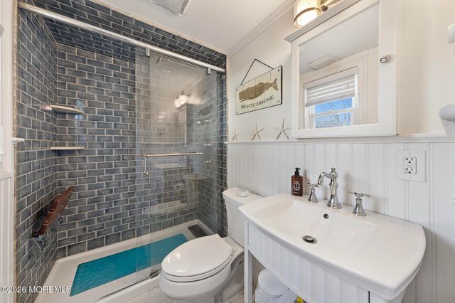 1 Elizabeth Place, Monmouth Beach, NJ 07750