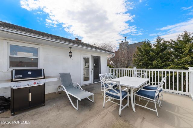 1 Elizabeth Place, Monmouth Beach, NJ 07750