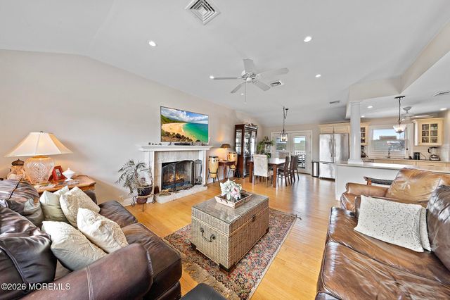 1 Elizabeth Place, Monmouth Beach, NJ 07750