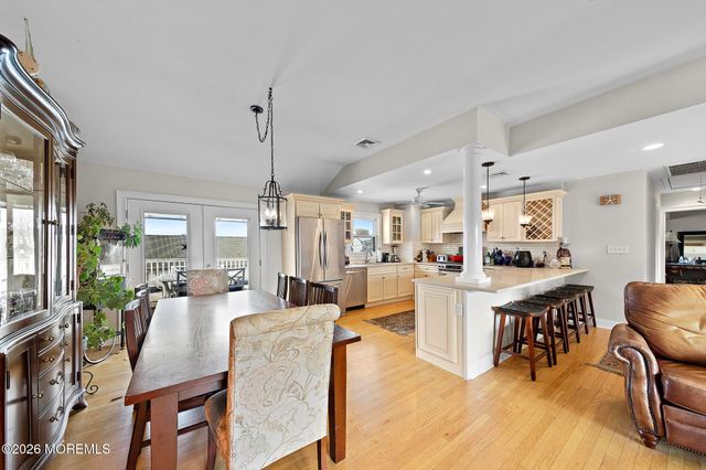 1 Elizabeth Place, Monmouth Beach, NJ 07750