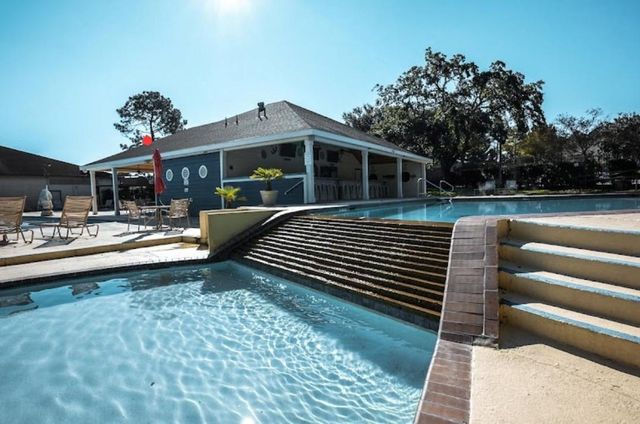 149 Springs Edge Drive, Conroe, TX 77356