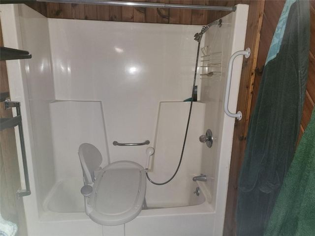 6856W Wolf Island Road, Hayward, WI 54843