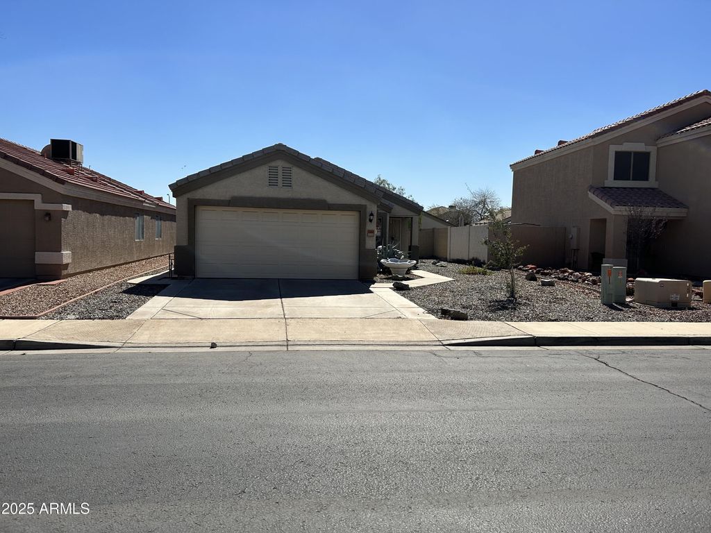 12917 W REDFIELD Road, El Mirage, AZ 85335