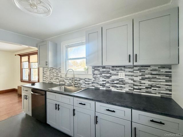 150 Clifton Avenue, Kingston, NY 12401