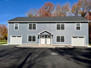 481 Norwich Avenue R, Colchester, CT 06415