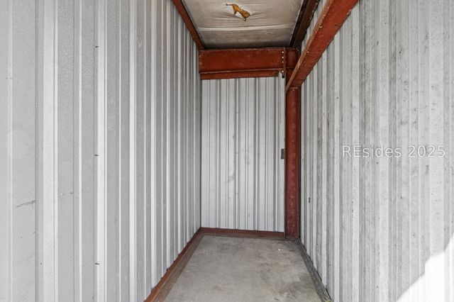 1827 Ribaut Rd, Port Royal, SC 29935