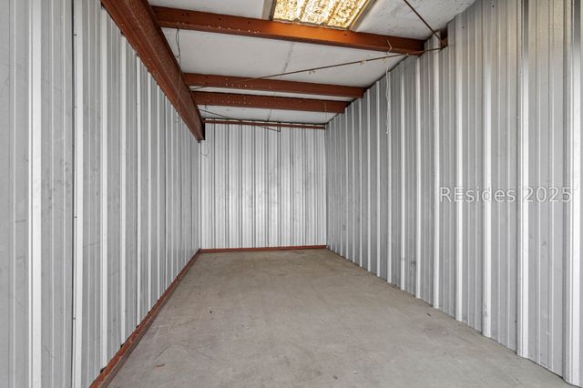 1827 Ribaut Rd, Port Royal, SC 29935