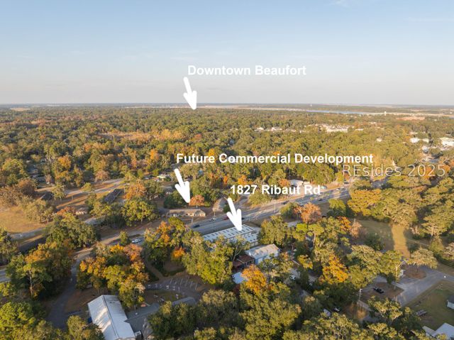 1827 Ribaut Rd, Port Royal, SC 29935