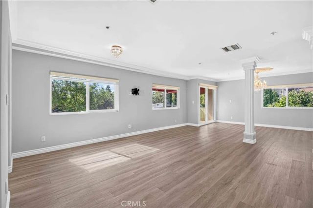 317 W Acacia 4, Glendale, CA 91204