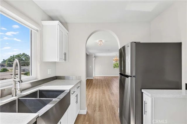 317 W Acacia 4, Glendale, CA 91204