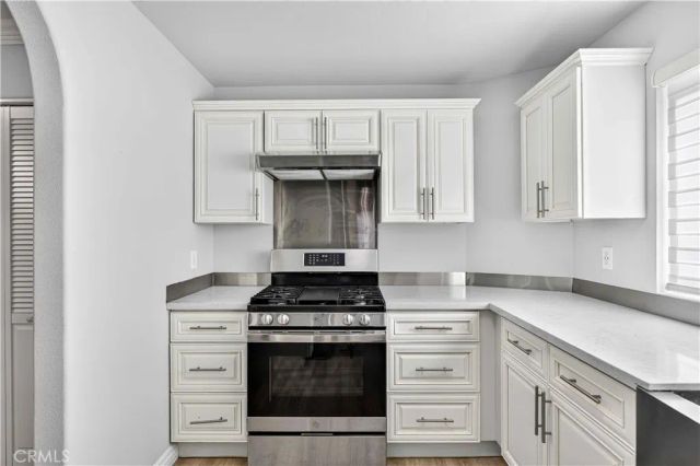 317 W Acacia 4, Glendale, CA 91204