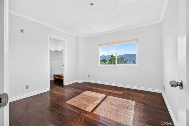 317 W Acacia 4, Glendale, CA 91204