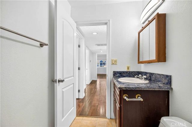 317 W Acacia 4, Glendale, CA 91204