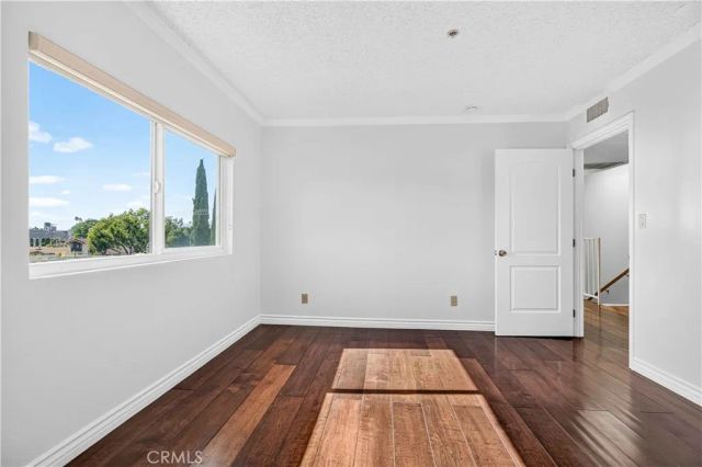 317 W Acacia 4, Glendale, CA 91204
