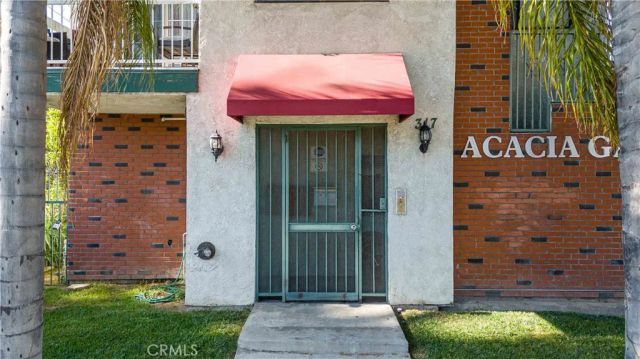 317 W Acacia 4, Glendale, CA 91204