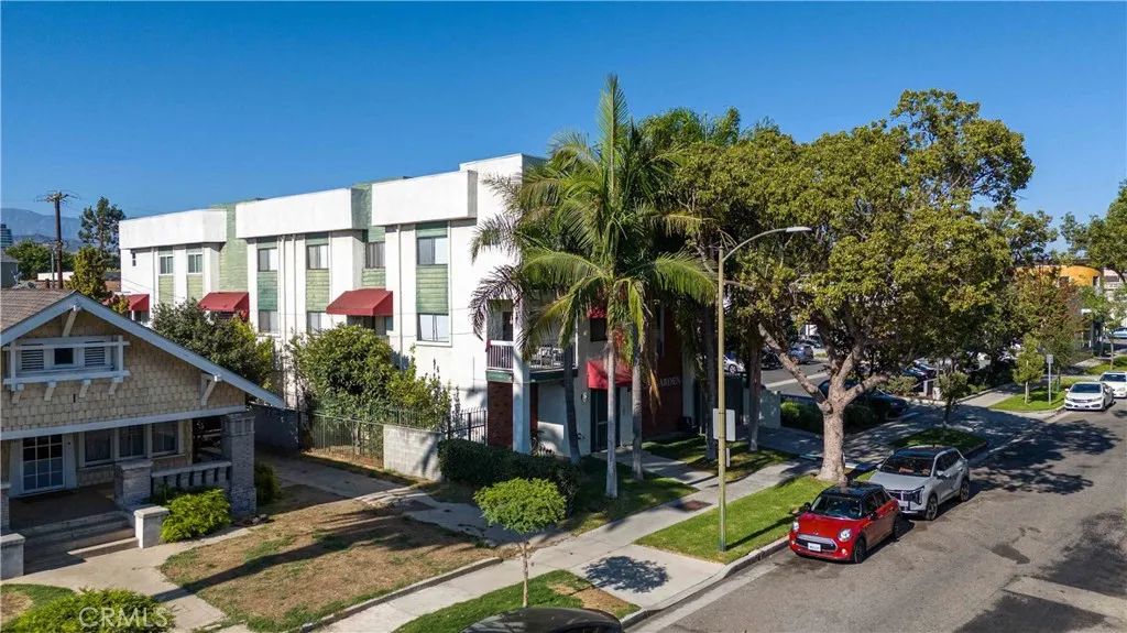 317 W Acacia 4, Glendale, CA 91204