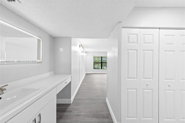3680 Inverrary Drive 3J, Lauderhill, FL 33319