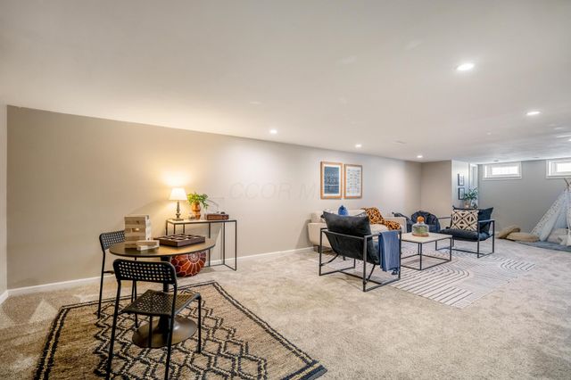 404 Oberlin Street, Columbus, OH 43230