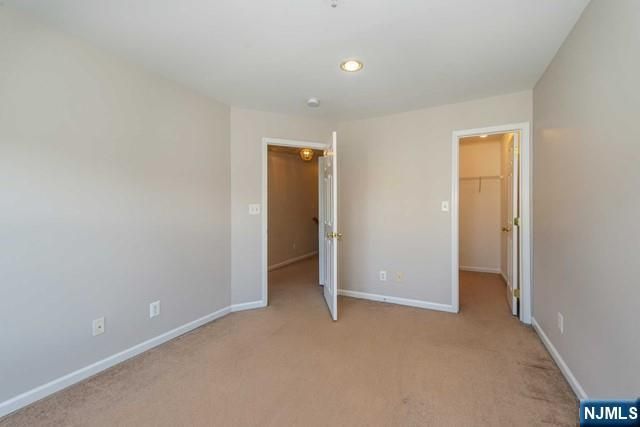 102 Lakeview Court, Pompton Lakes, NJ 07442