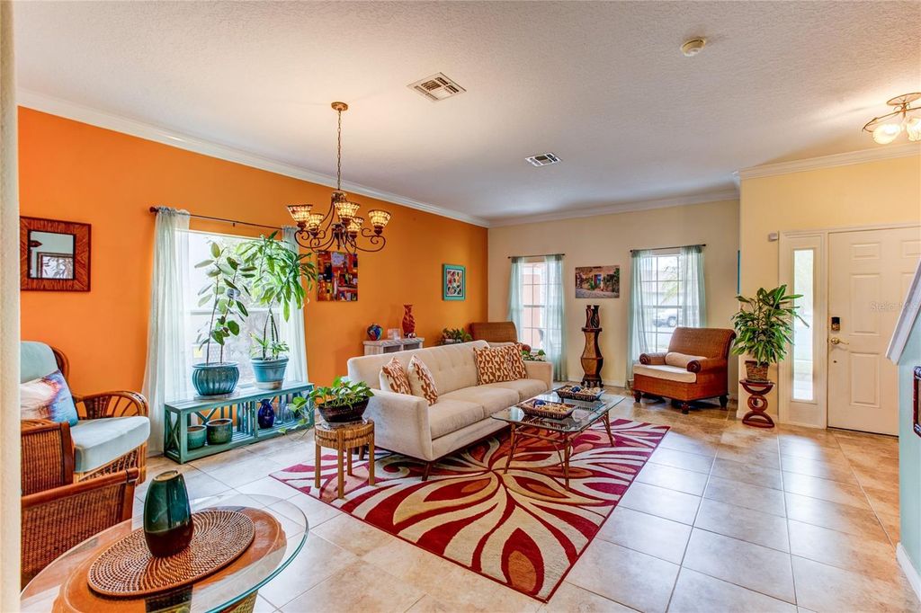 Image 6 of property listing at 1544 ECHO LAKE COURT, Orlando, FL 32828