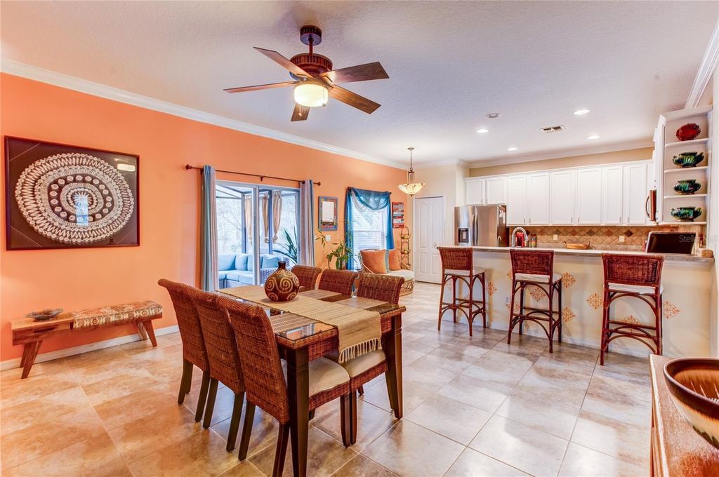 Image 10 of property listing at 1544 ECHO LAKE COURT, Orlando, FL 32828