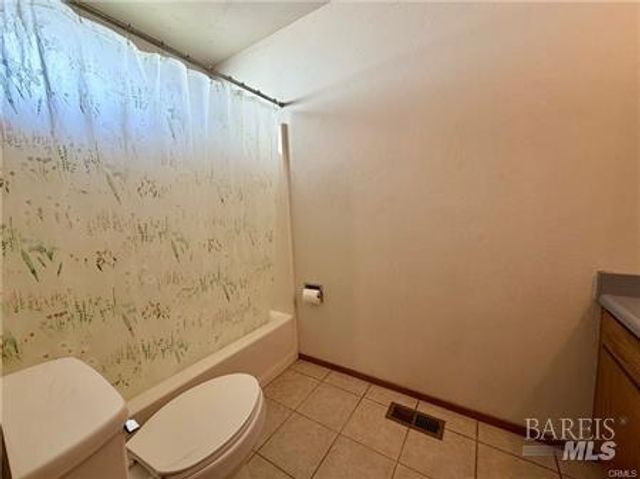 20764 Powder Horn Rd, Hidden Valley Lake, CA 95467