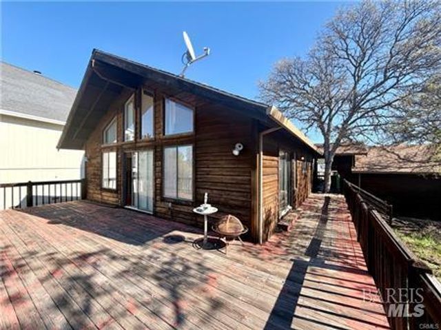 20764 Powder Horn Rd, Hidden Valley Lake, CA 95467