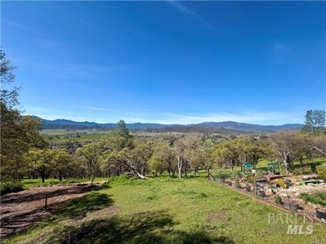 20764 Powder Horn Rd, Hidden Valley Lake, CA 95467