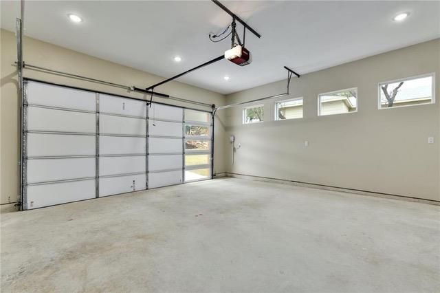 20401 Rockpark LN, Lago Vista, TX 78645