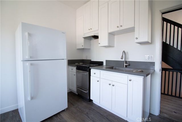 1112 Elden Ave 29, Los Angeles, CA 90006