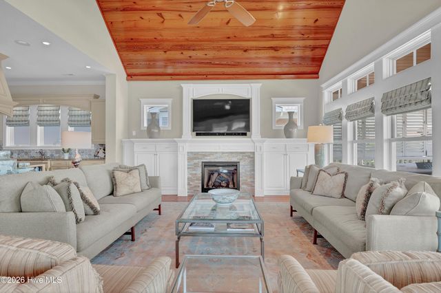 836 S Lumina Avenue, Wrightsville Beach, NC 28480