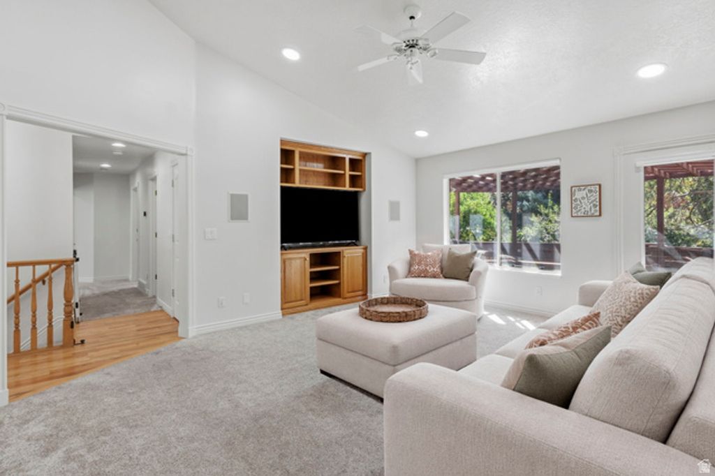 1042 E CENTER ST, Orem, UT 84097 — photo 3