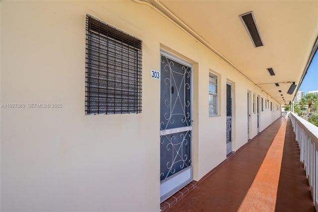 2929 POINT EAST A-303, Aventura, FL 33160