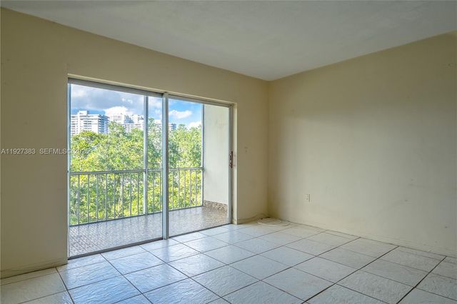 2929 POINT EAST A-303, Aventura, FL 33160