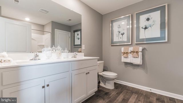 325 GRANTWAY DR, York, PA 17404