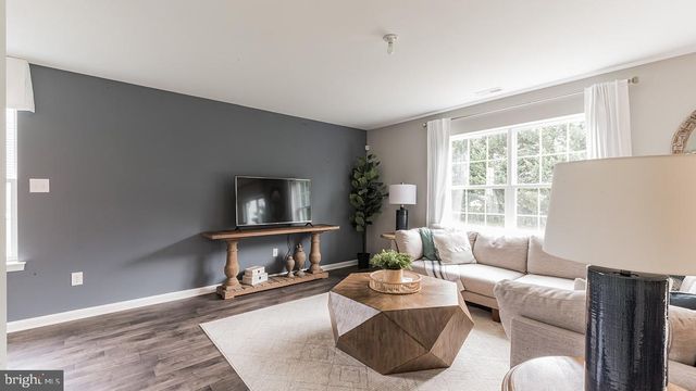 325 GRANTWAY DR, York, PA 17404