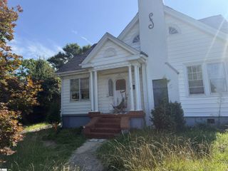 105 S 5th Street, Easley, SC 29640