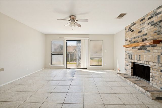 805 Whitney Street, Cedar Hill, TX 75104