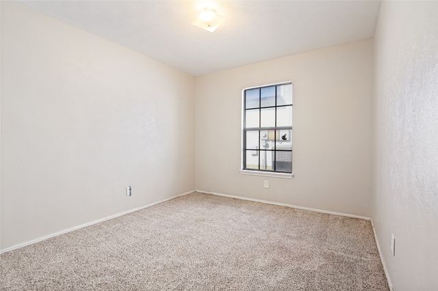 805 Whitney Street, Cedar Hill, TX 75104