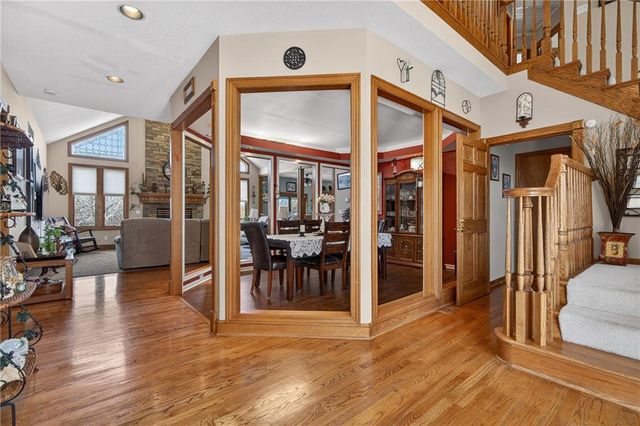 16100 E 34th Terrace, Independence, MO 64055