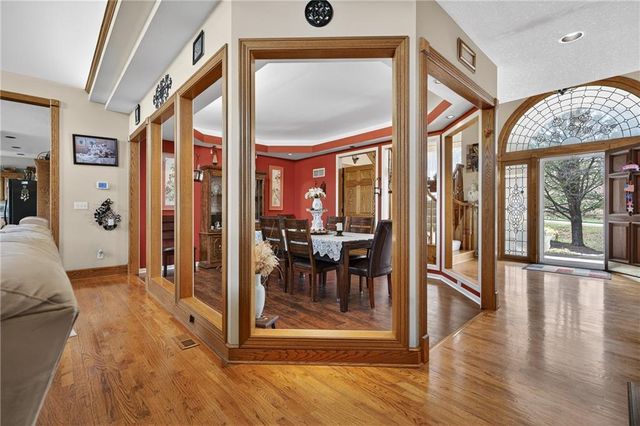 16100 E 34th Terrace, Independence, MO 64055