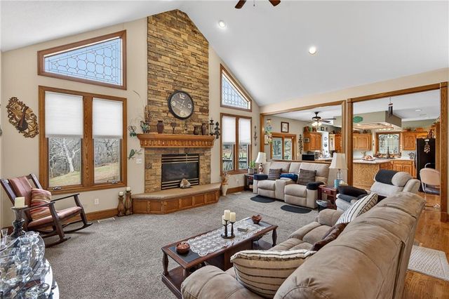 16100 E 34th Terrace, Independence, MO 64055