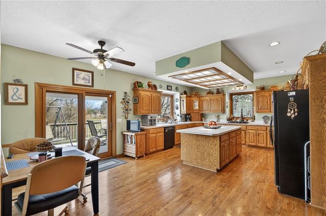 16100 E 34th Terrace, Independence, MO 64055