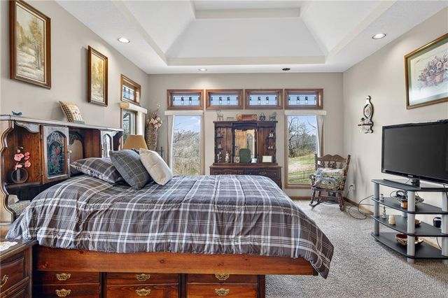 16100 E 34th Terrace, Independence, MO 64055