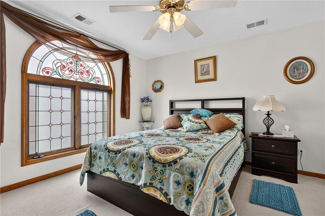 16100 E 34th Terrace, Independence, MO 64055